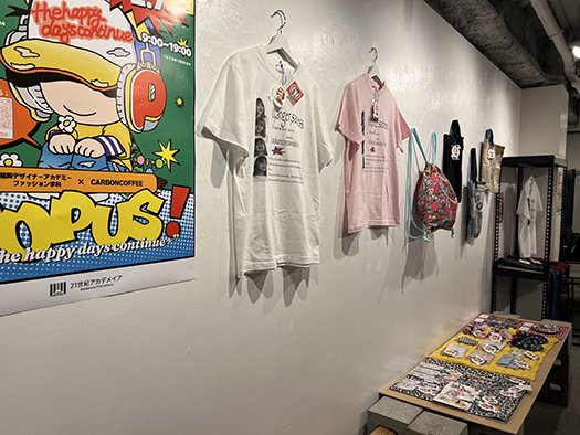 大名にあるカーボンコーヒーで展示販売実践